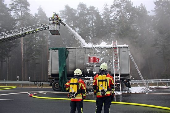 Accidents en série sur l’A9 : une journée noire pour le transport routier