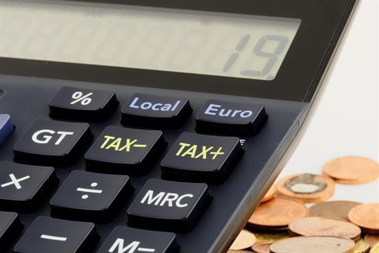 Hausse des coûts et nouvelles taxes : les routiers menacent de bloquer le Grand Est