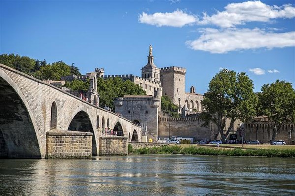 Interdiction de circulation des camions  à Avignon